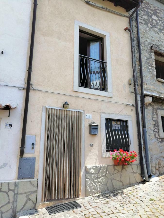 Casetta Gaia Villa Barrea Exterior foto